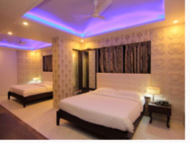 Hotel Sai Dharam Palace シルディ エクステリア 写真